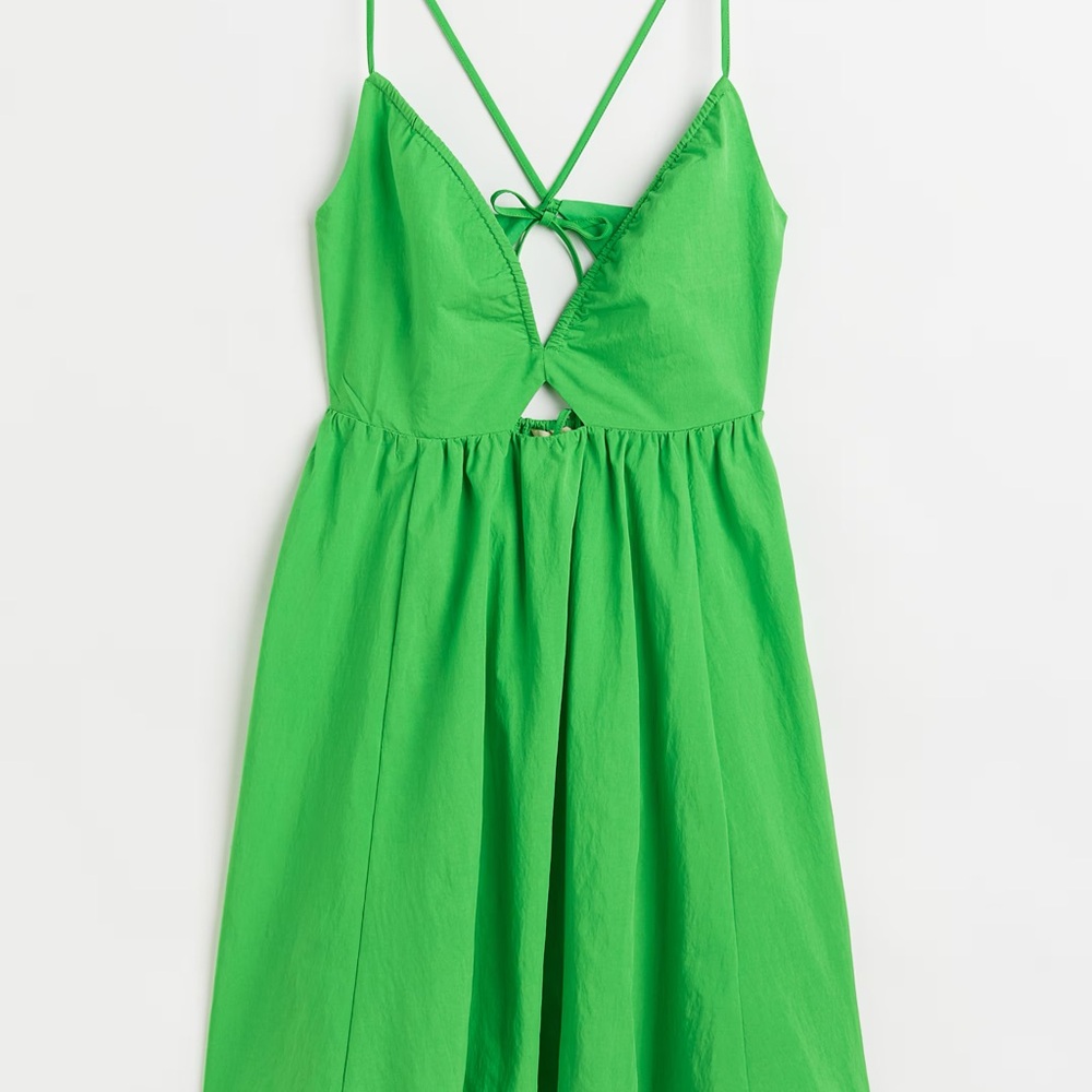 H&M v neck dress